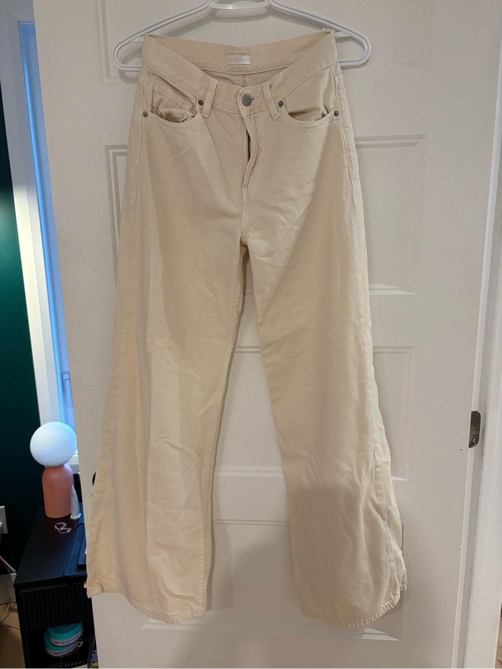Uniqlo Cream Wide-Leg Jeans